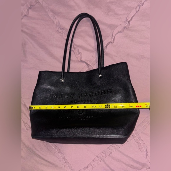 Marc Jacobs Black Saffiano Leather 72 Spring St Tote Bag. - Picture 14 of 16